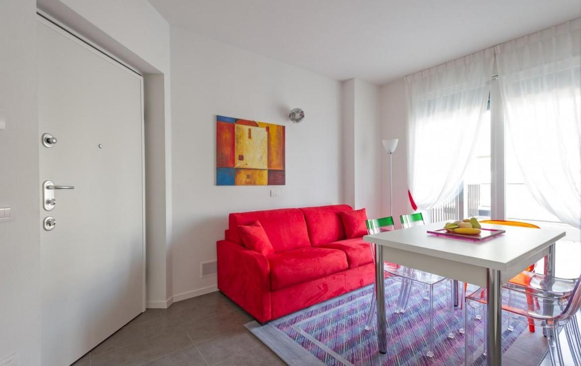 Modern Apartments Lake View With Pool Musso Luaran gambar