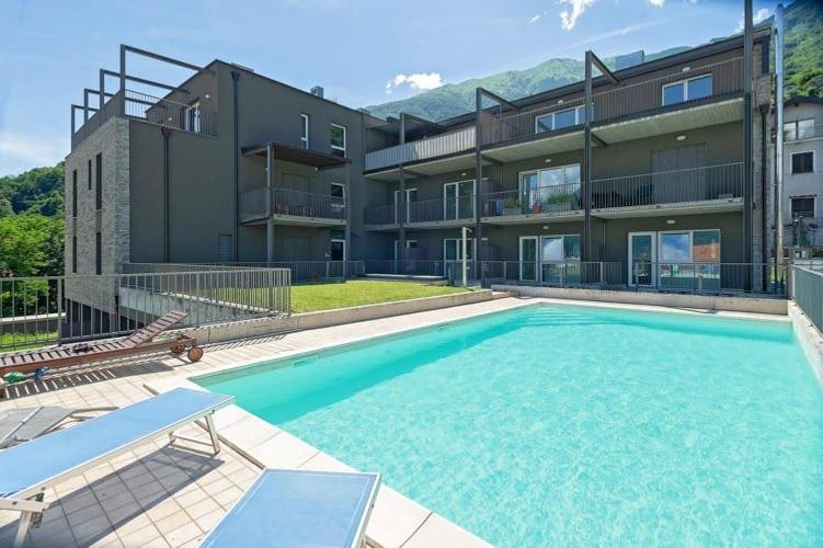 Modern Apartments Lake View With Pool Musso Luaran gambar