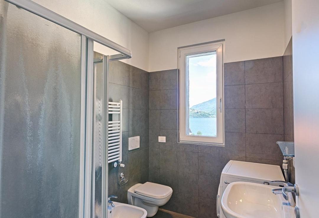 Modern Apartments Lake View With Pool Musso Luaran gambar